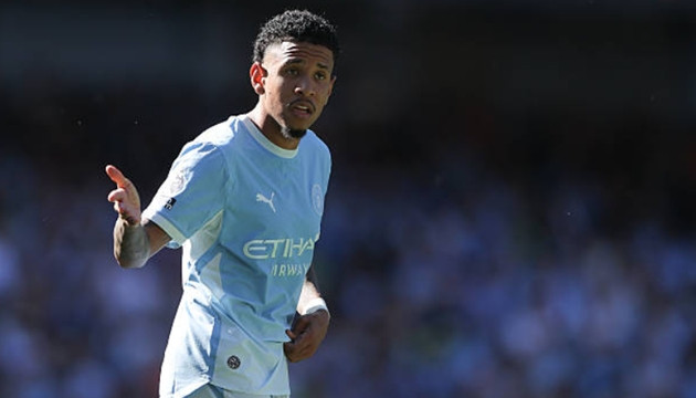 Tottenham quyết chiêu mộ Savinho, Real Madrid từ chối bom tấn Rodri