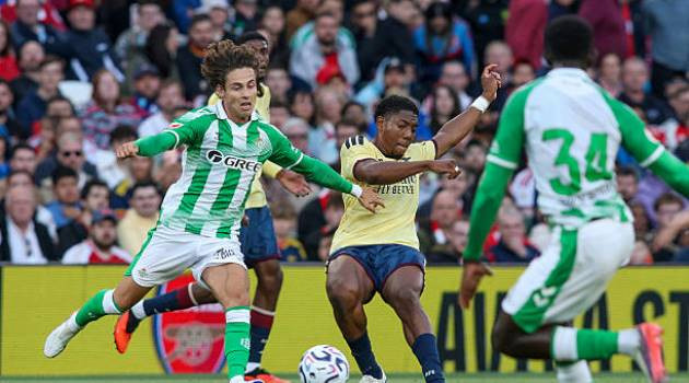 Arsenal gục ngã 1-3 trước Real Betis: Myles Lewis-Skelly vẫn lạc quan nhìn về tương lai