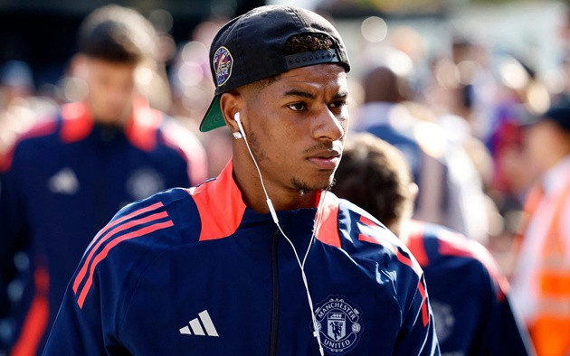 Man Utd bế tắc trên thị trường chuyển nhượng vì bẫy lương Champions League