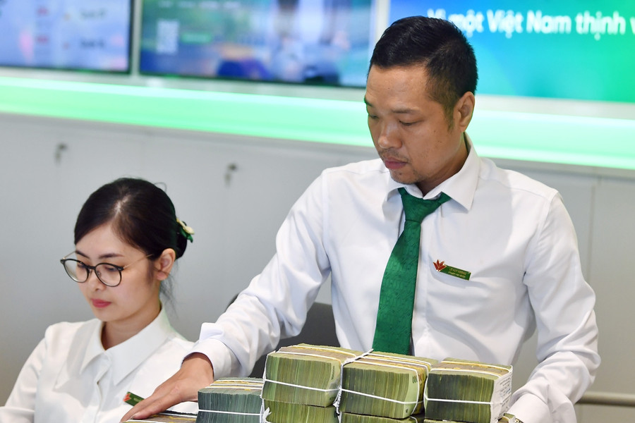 Lãi suất ngân hàng ngày 10/8/2026: VPBank điều chỉnh tăng kỳ hạn ngắn và giảm kỳ 36 tháng