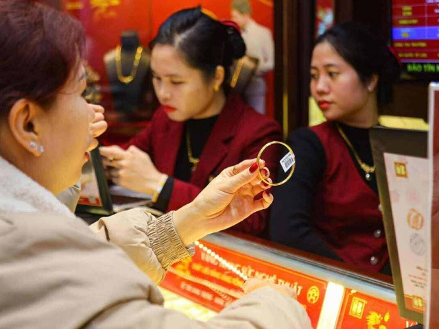 Giá vàng hôm nay 10/08/2026: SJC tăng lên 141,1 - 144,1 triệu đồng/lượng