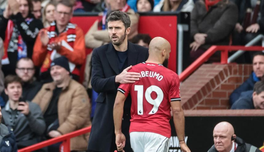 HLV Michael Carrick giải phóng Amad Diallo, kích hoạt hỏa lực Mbeumo cho Manchester United