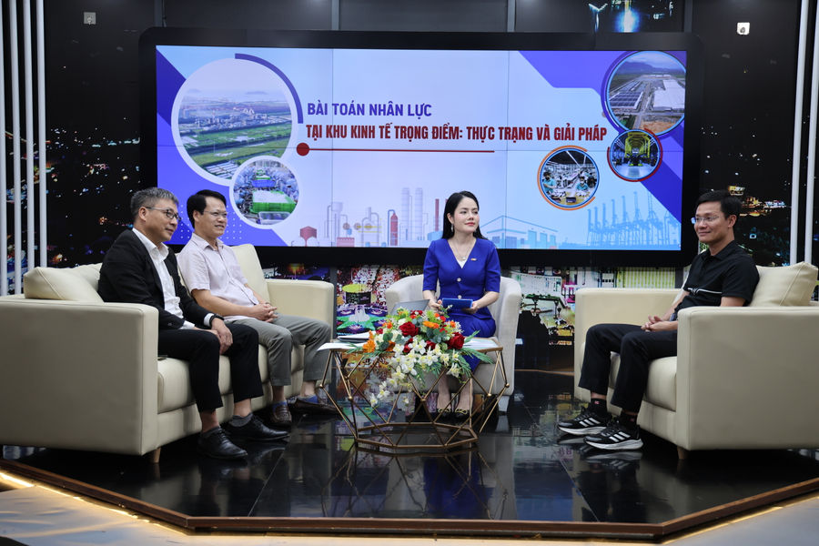Vấn đề hôm nay: Bài toán nhân lực tại khu kinh tế trọng điểm - Thực trạng và giải pháp