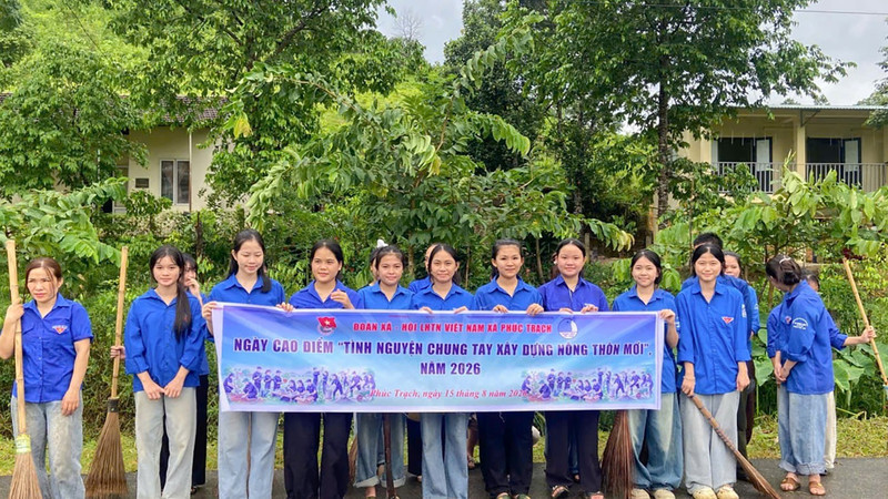 Tuổi trẻ Hà Tĩnh đồng loạt ra quân Ngày cao điểm chung tay xây dựng nông thôn mới