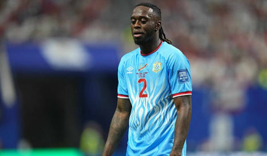 Aston Villa đạt thỏa thuận cá nhân với Aaron Wan-Bissaka, quyết chiêu mộ từ West Ham
