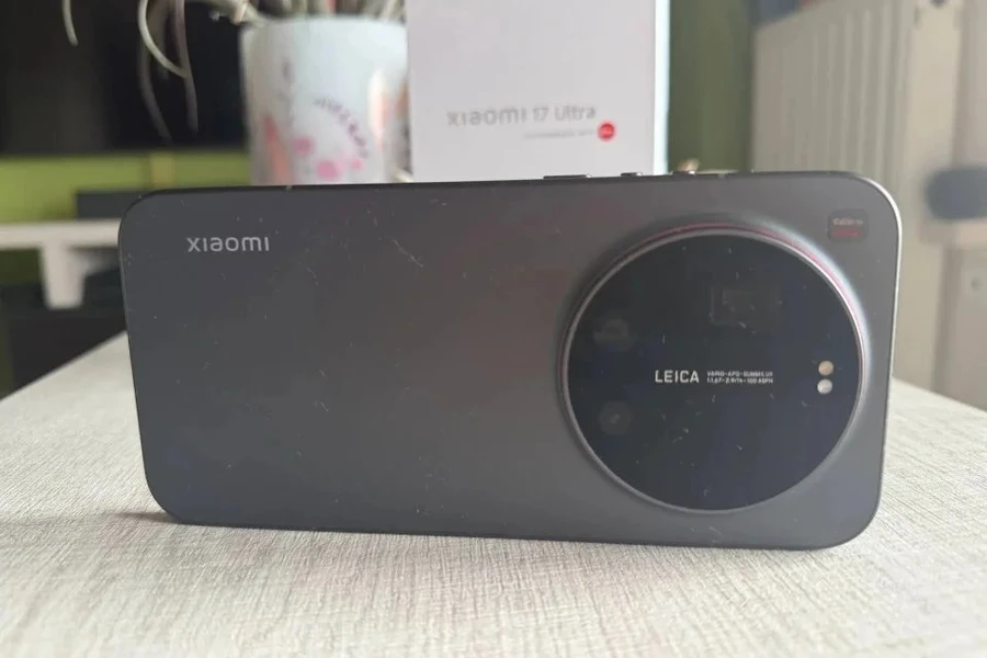 Thuật toán AI Supermoon trên Xiaomi 17 Ultra nhận diện nhầm Mặt Trời thành Mặt Trăng
