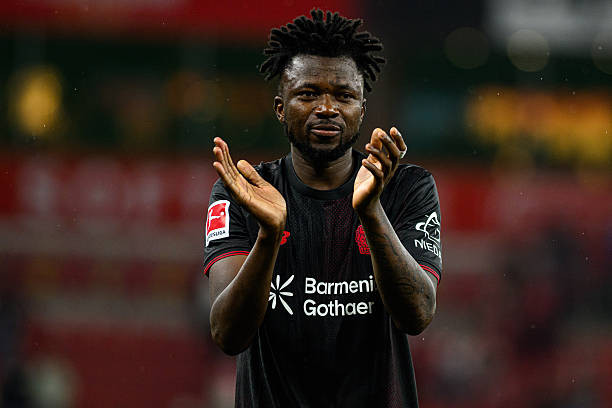 Edmond Tapsoba: Giải pháp hoàn hảo cho hàng phòng ngự của Manchester United và Chelsea