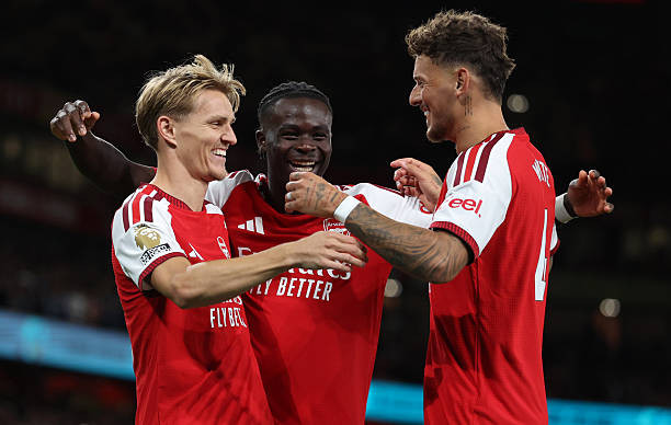 Arsenal đè bẹp Coventry City 3-0: Sức mạnh áp đảo của nhà vua bảo vệ ngôi vương Ngoại hạng Anh