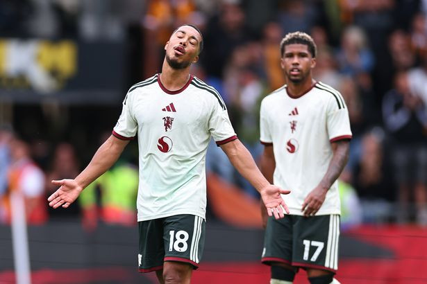 Man Utd gục ngã 0-2 trước tân binh Hull City: Nỗi thất vọng từ bộ đôi tân binh 85 triệu bảng
