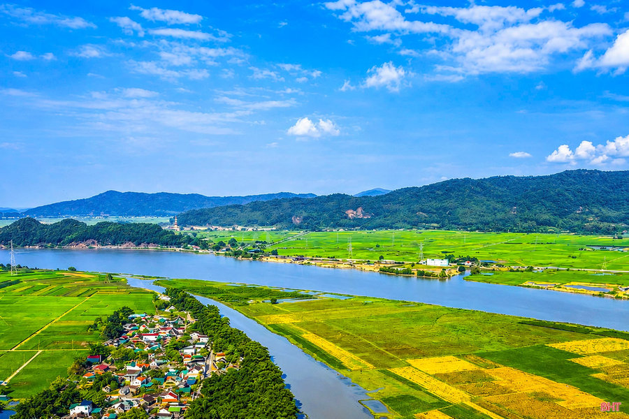 Quê hương con người Hà Tĩnh