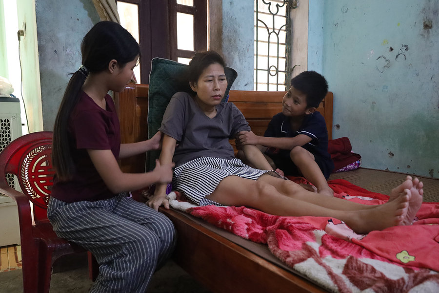 Mẹ mắc 2 bệnh ung thư và nỗi lo dang dở tương lai con trẻ