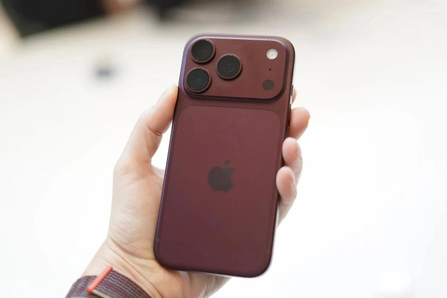 Khác biệt linh kiện mạng trên iPhone 18 Pro Max bản Mỹ: Bước đệm tự chủ modem C2 của Apple