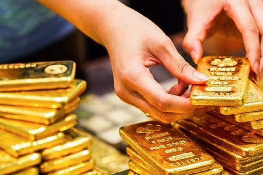Giá vàng trong nước, thế giới cùng lao dốc
