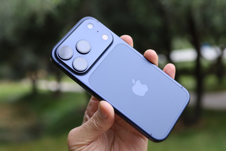 Apple phát hành bản vá iOS 27.0.1 xử lý lỗi Face ID tự khởi động lại trên iPhone 18 Pro