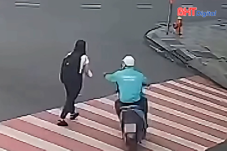 TP.HCM: Giật điện thoại của du khách, chưa đầy 10 giờ đã sa lưới