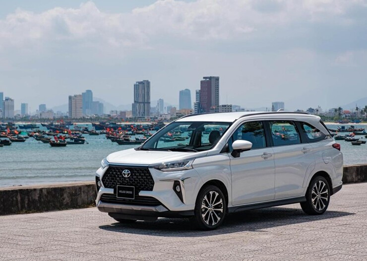 Đánh giá chi tiết Toyota Veloz Cross CVT và CVT Top: MPV 7 chỗ thực dụng từ 638 triệu đồng