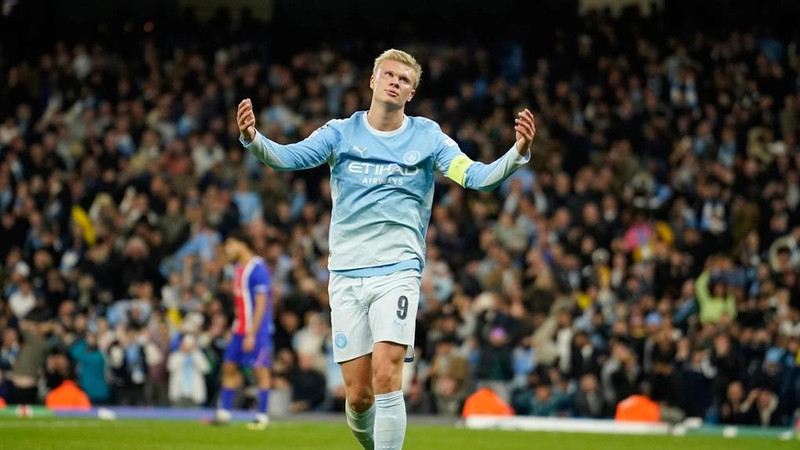 Man City thua PSG trong ngày Guardiola trở lại